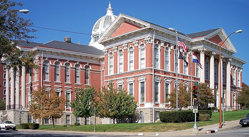 Photograph of Buchanan County Courthouse