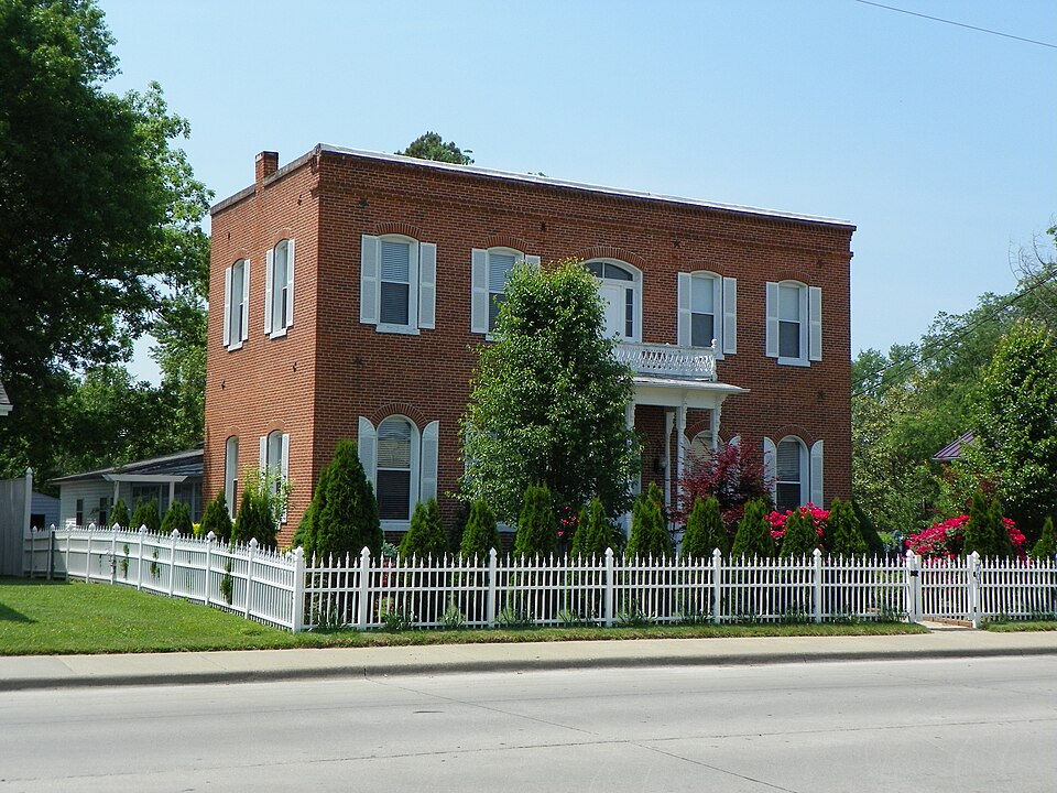 Photograph of Shelby-Nicholson-Schindler House
