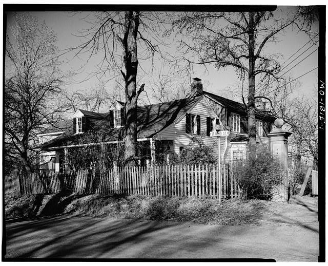 Photograph of Casa Alvarez