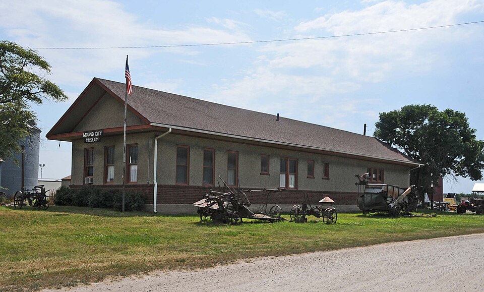 Photograph of Chicago, Burlington and Quincy Depot
