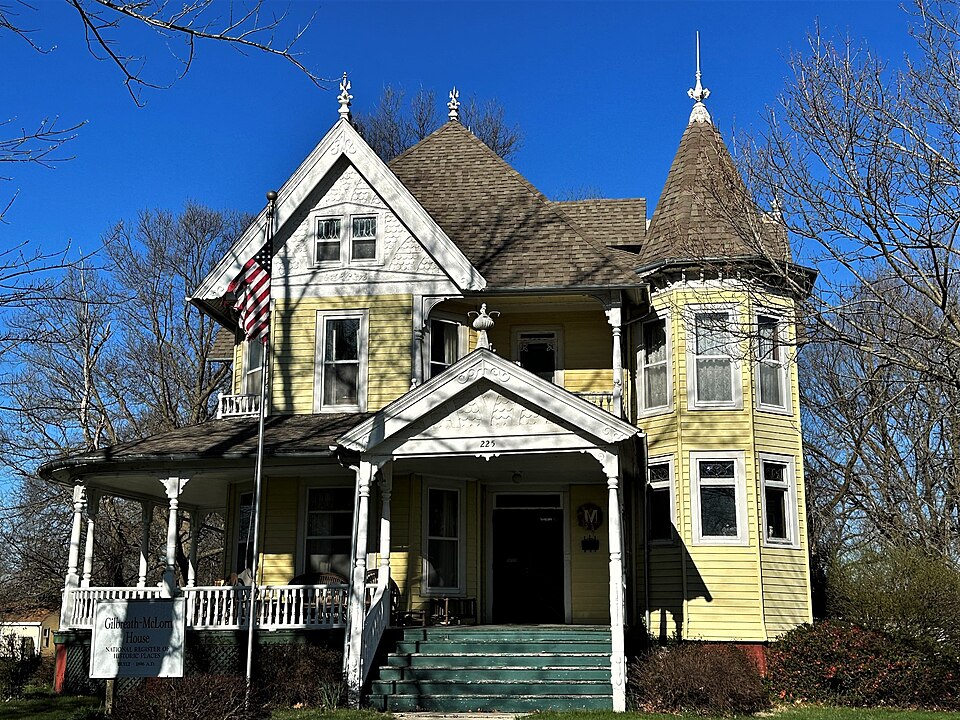 Photograph of Gilbreath-McLorn House