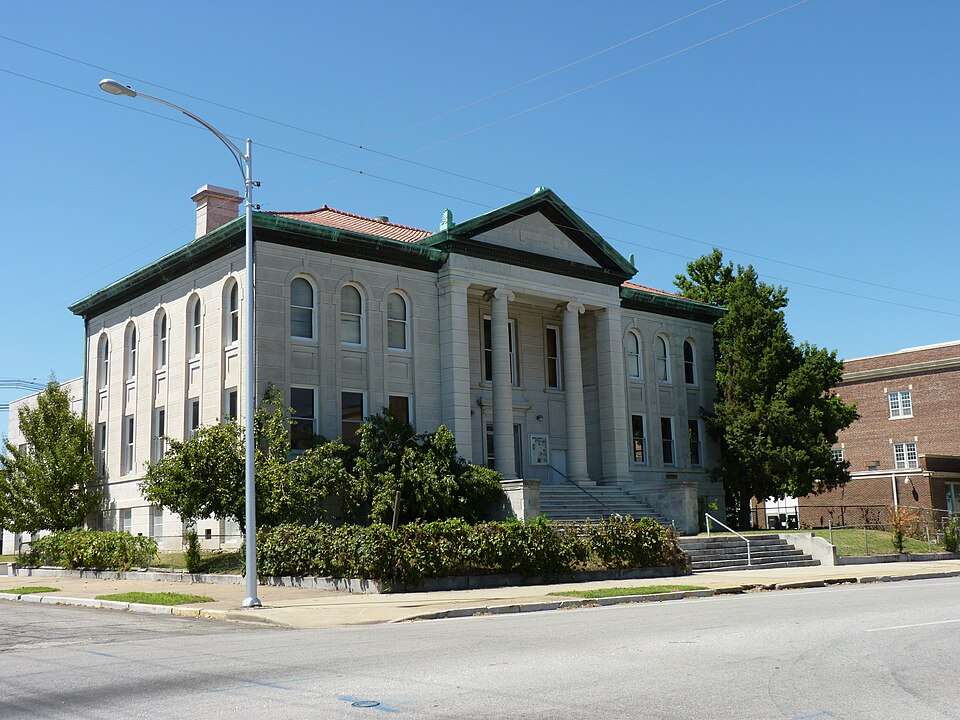 Photograph of Joplin Carnegie Library