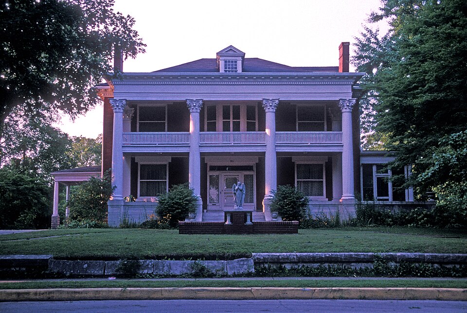 Photograph of Oliver-Leming House