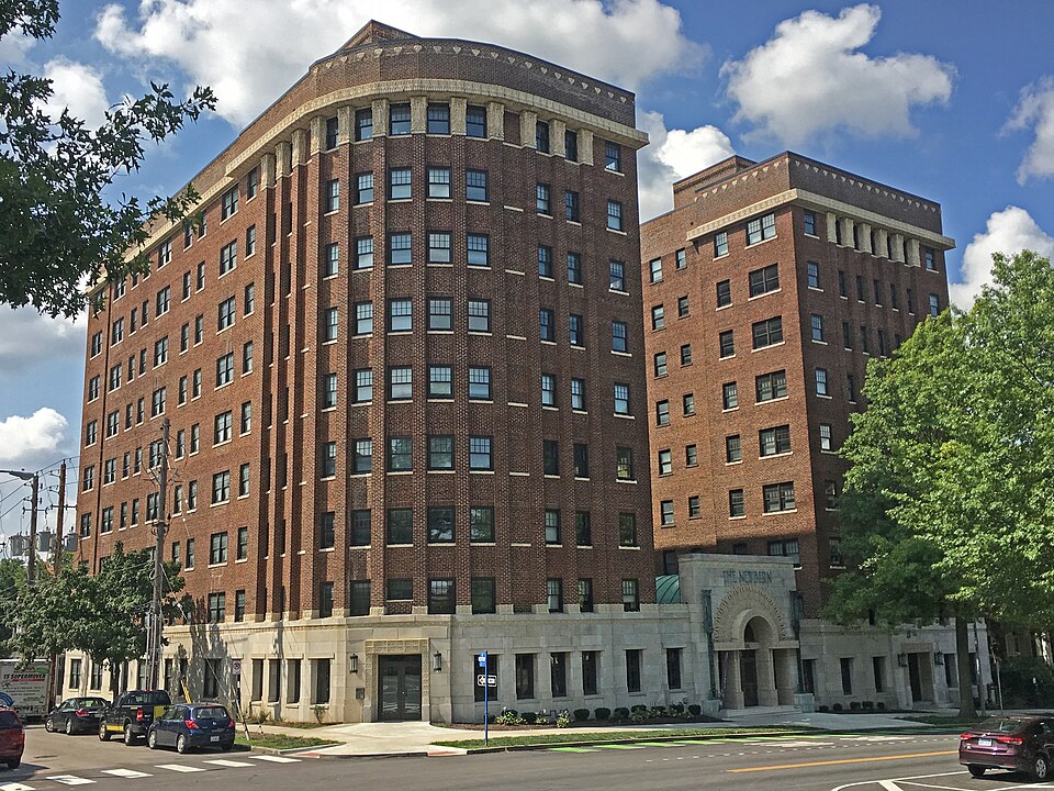Photograph of Newbern Hotel