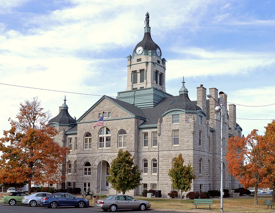 Photograph of Lawrence County Courthouse