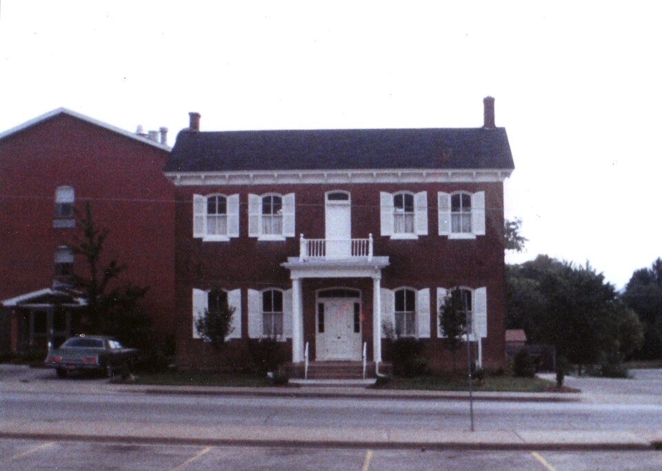 Photograph of Doerr-Brown House
