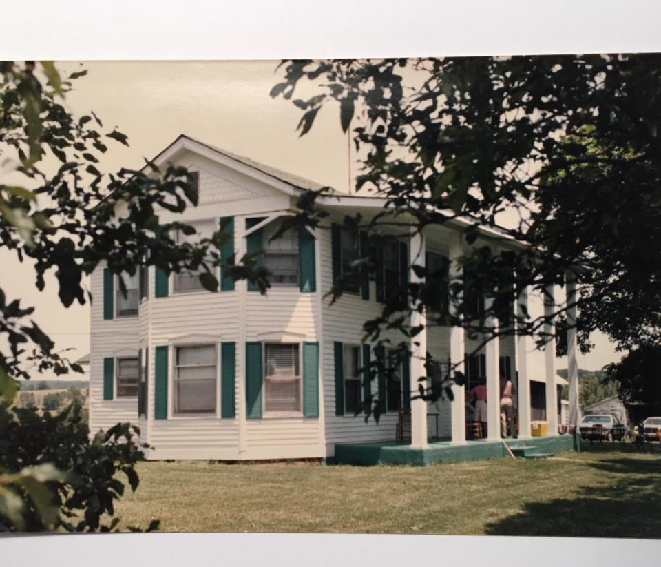 Photograph of Calloway Manes Homestead