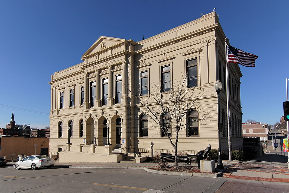 Photograph of St. Joseph Public Library