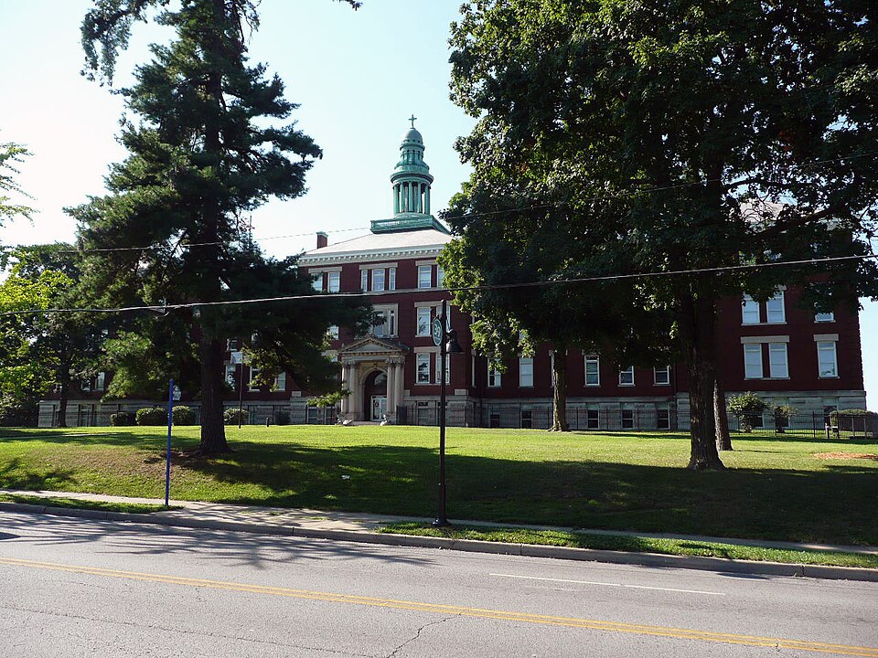 Photograph of Loretto Academy