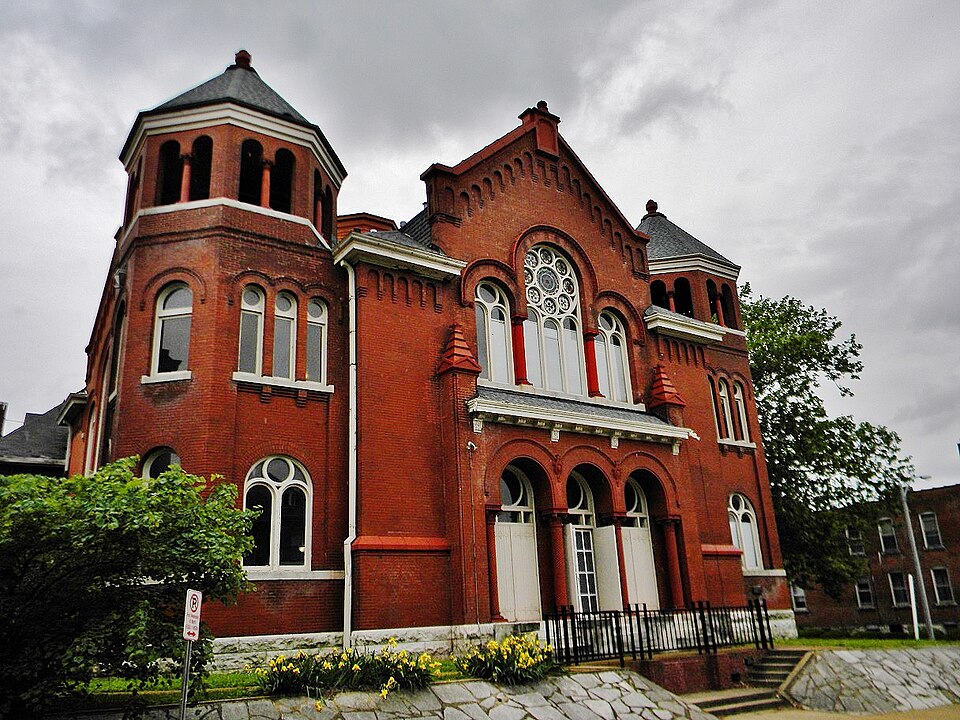 Photograph of B'nai El Temple