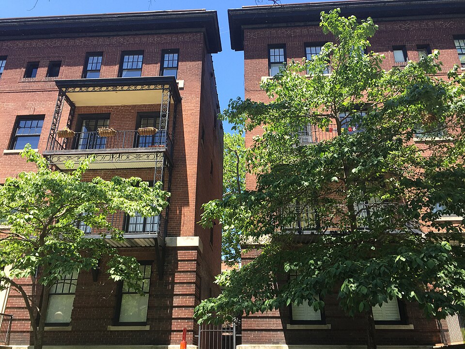Photograph of Chouteau Apartments/Parkway Dwellings