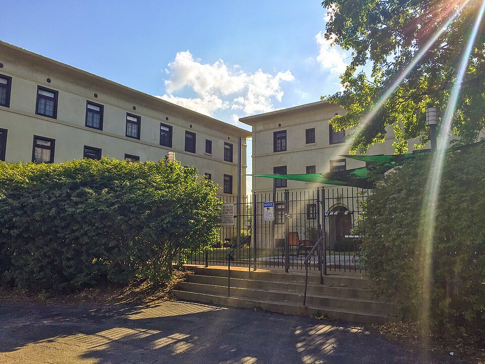 Photograph of Donaldson Court Apartments