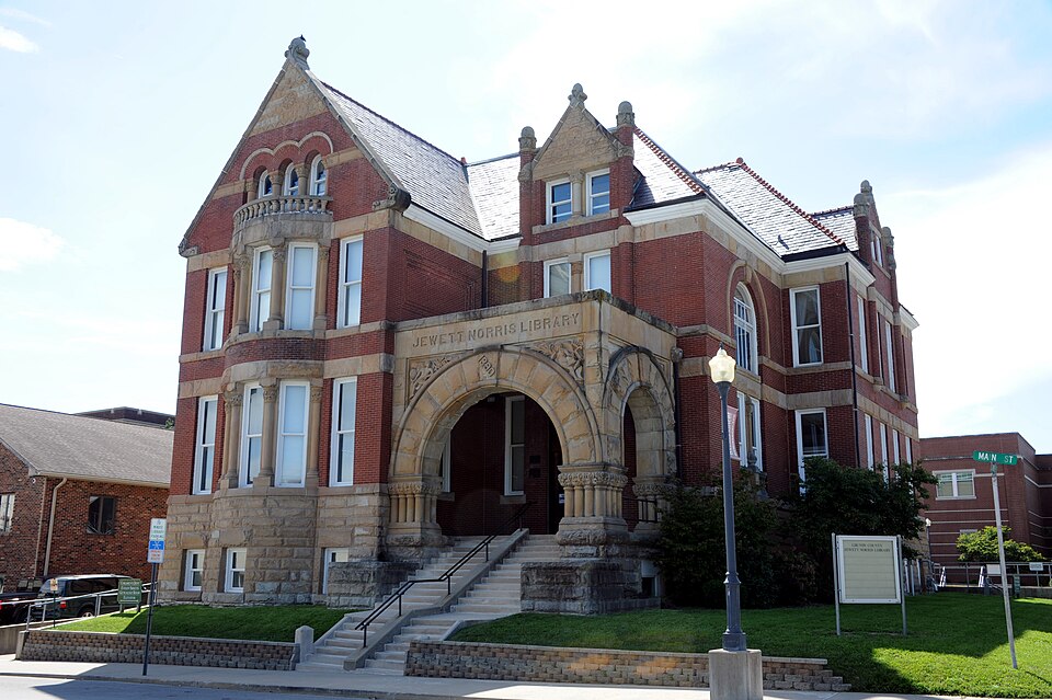 Photograph of Jewett Norris Library