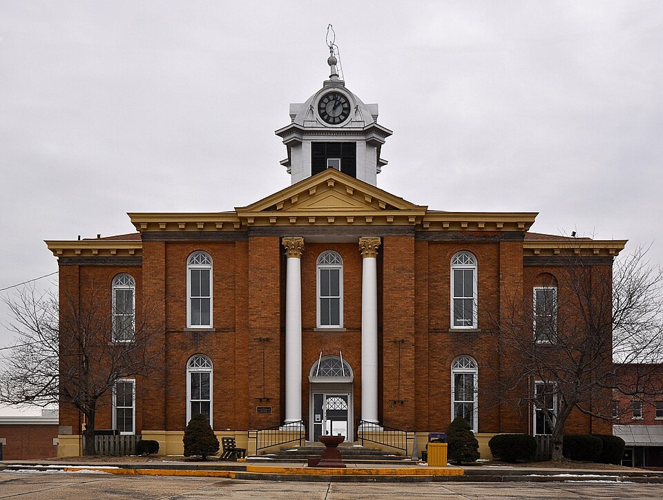 Photograph of Stoddard County Courthouse