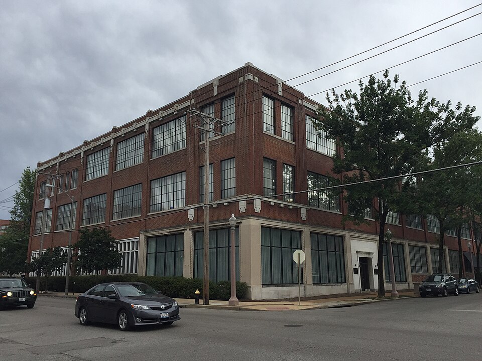 Photograph of Dorris Motor Car Company Building
