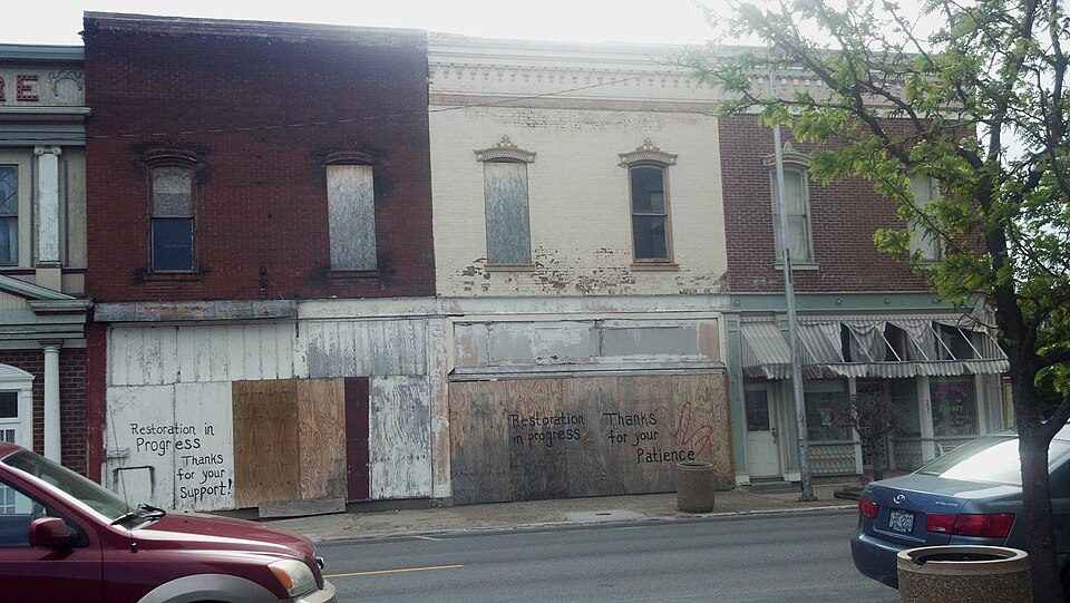 Photograph of Buildings at 207-209 South Main St.