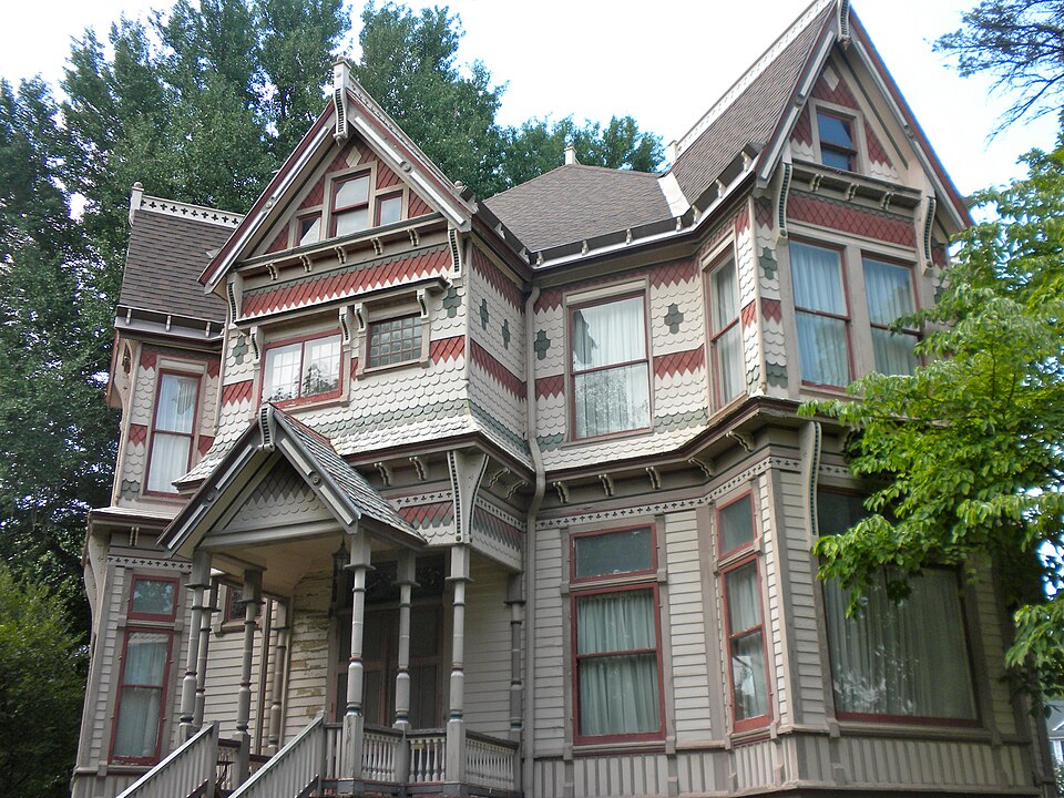 Photograph of Gov. Lloyd Crow Stark House and Carriage House