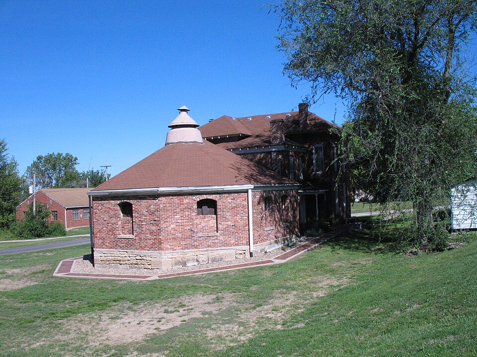 Photograph of Daviess County Rotary Jail and Sheriff's Residence