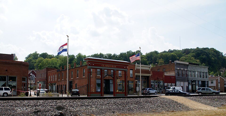 Photograph of Clarksville Historic District