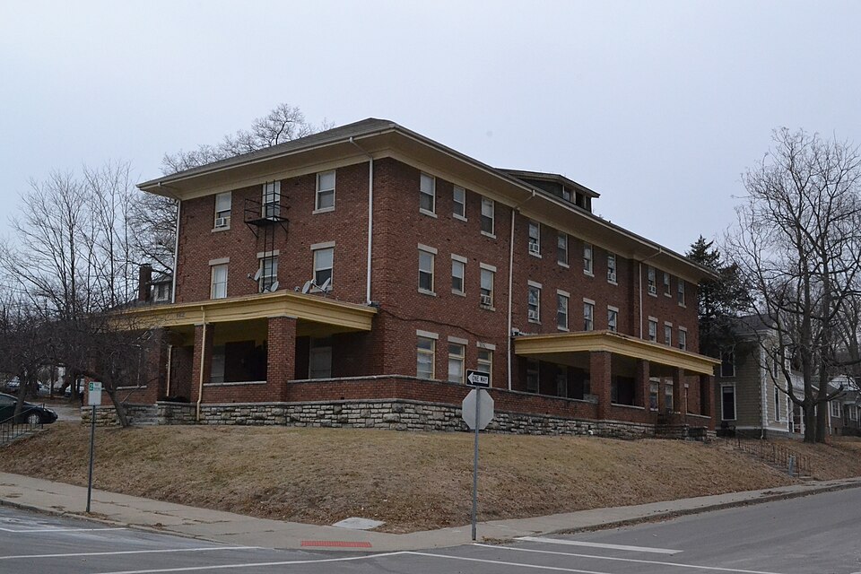 Photograph of Major Hotel