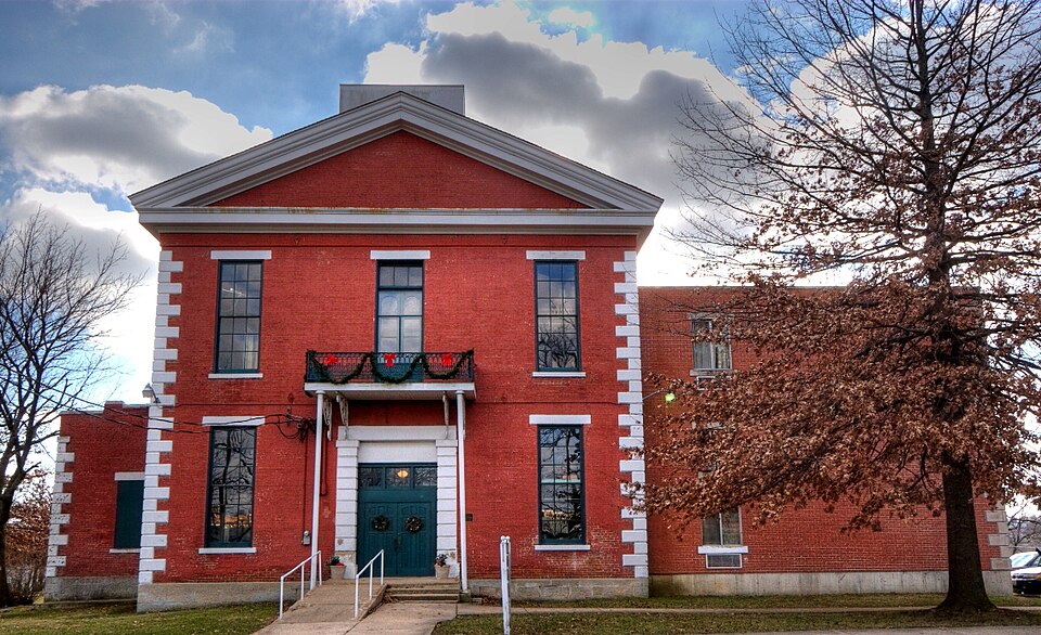 Photograph of Phelps County Courthouse