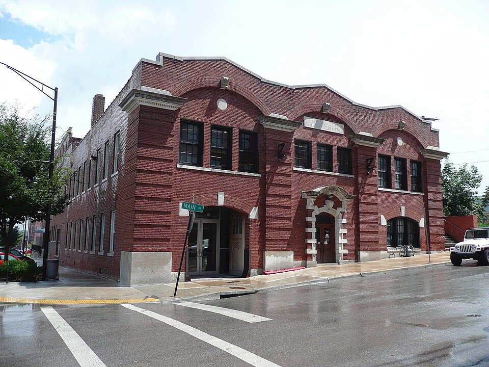 Photograph of Kansas City Water Department Building