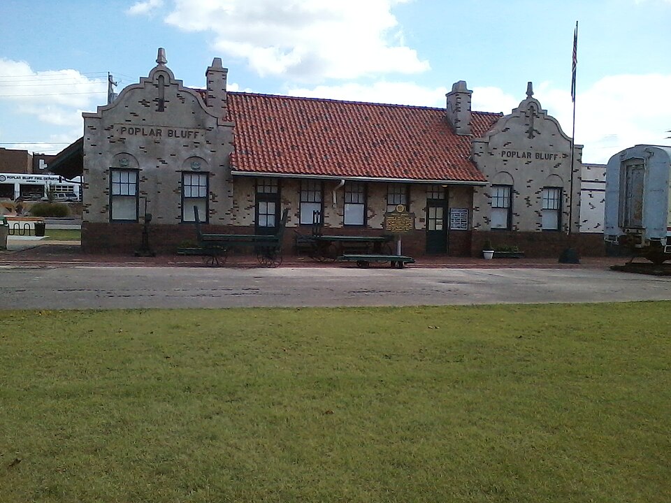 Photograph of St. Louis-San Francisco Railroad Depot