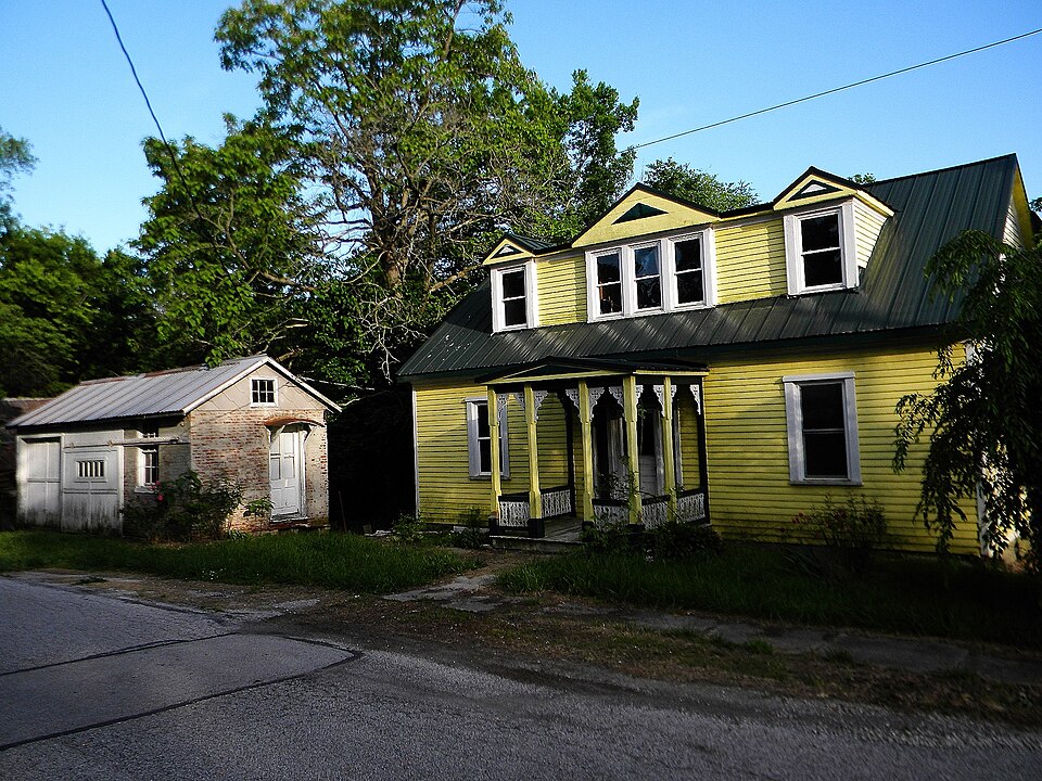 Photograph of Charles McLee Farris House