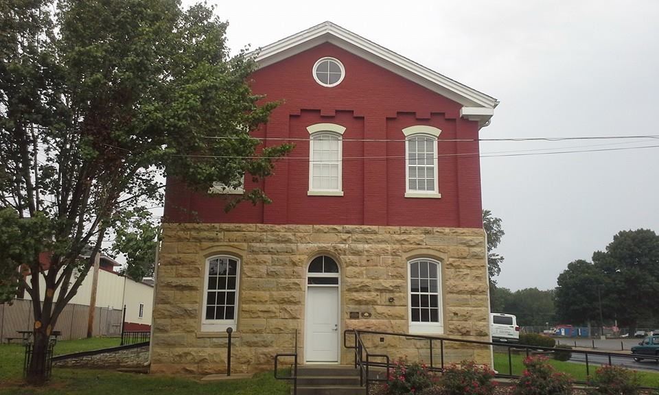 Photograph of St. Francois County Jail and Sheriff's Residence
