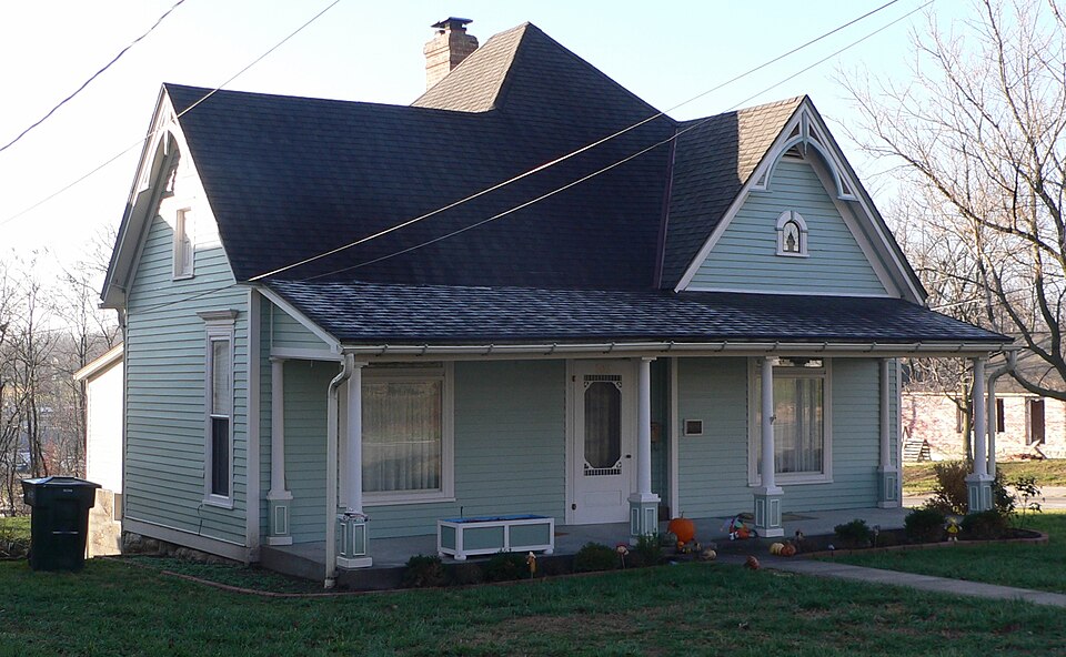 Photograph of M. Fred Bell Rental Cottage