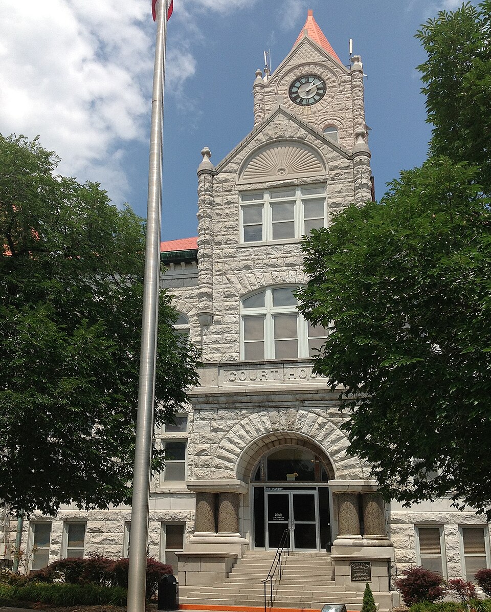 Photograph of Vernon County Courthouse