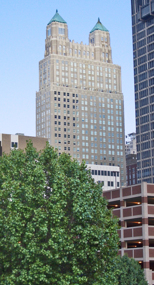 Photograph of 909 Walnut