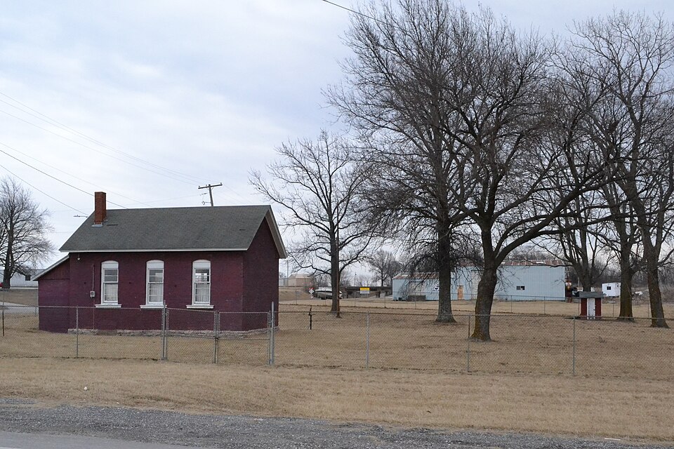 Photograph of McVey School