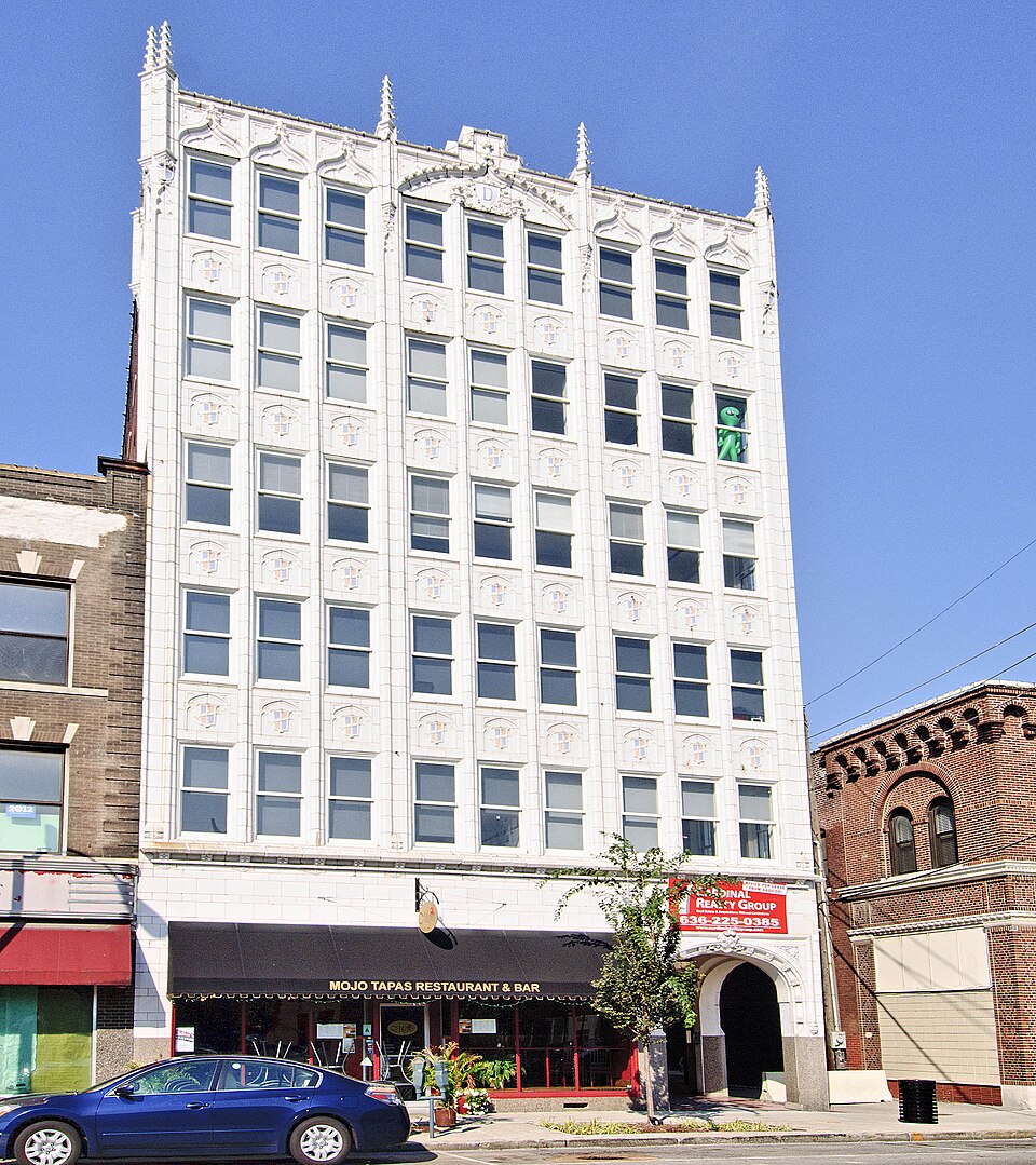Photograph of Dickmann Building