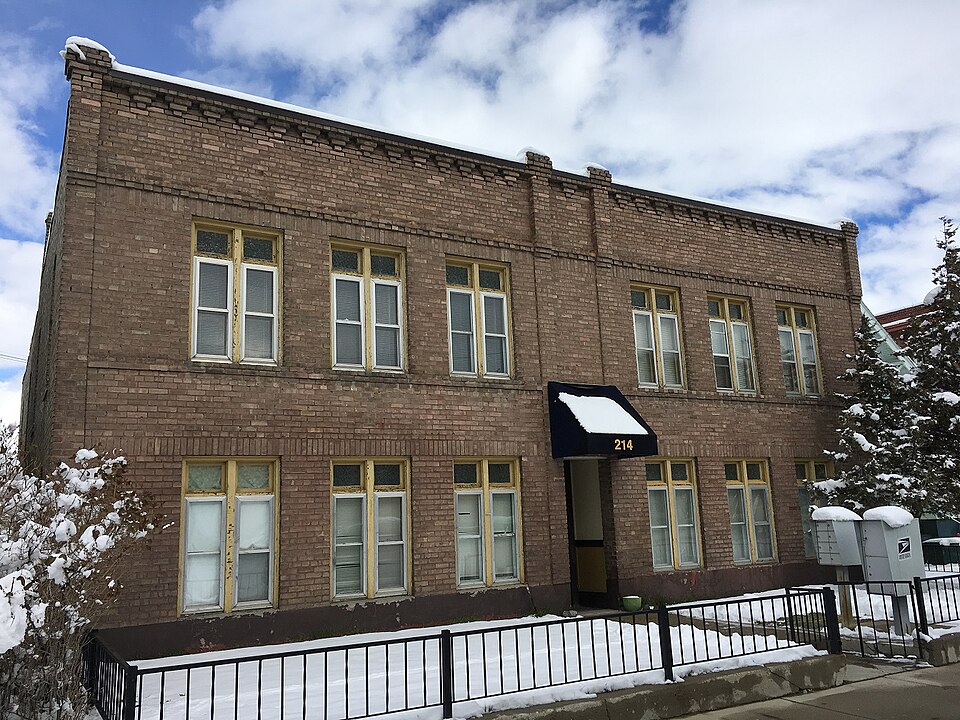 Photograph of Granite Apartments