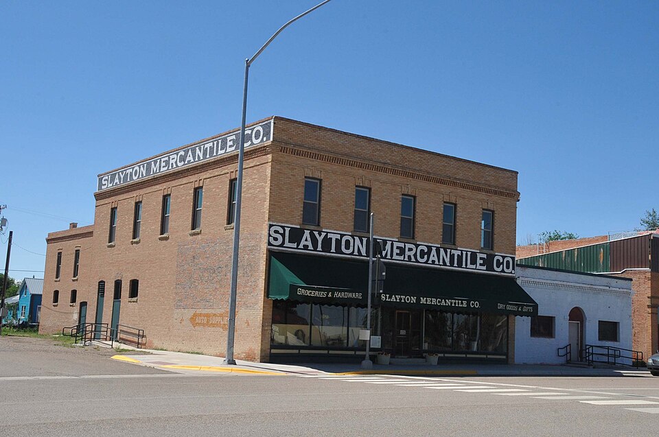 Photograph of Slayton Mercantile Co.