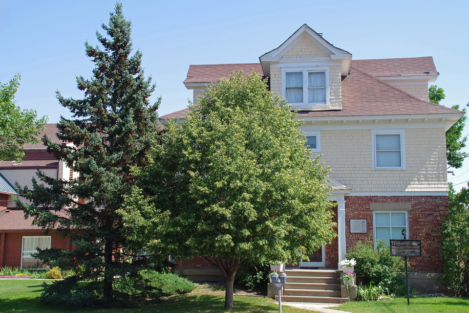 Photograph of First United Methodist Church Parsonage