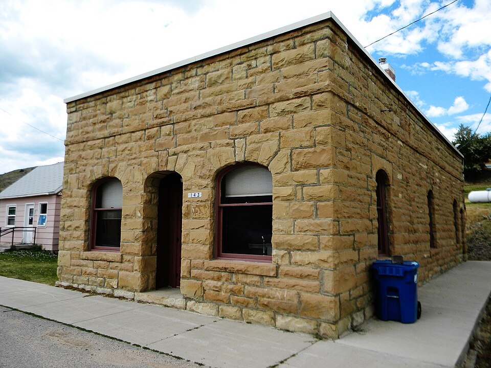 Photograph of Bearcreek Bank