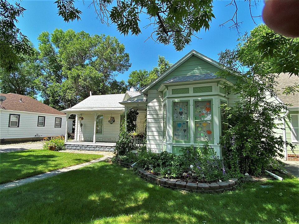 Photograph of Abraham and Carrie Erb House