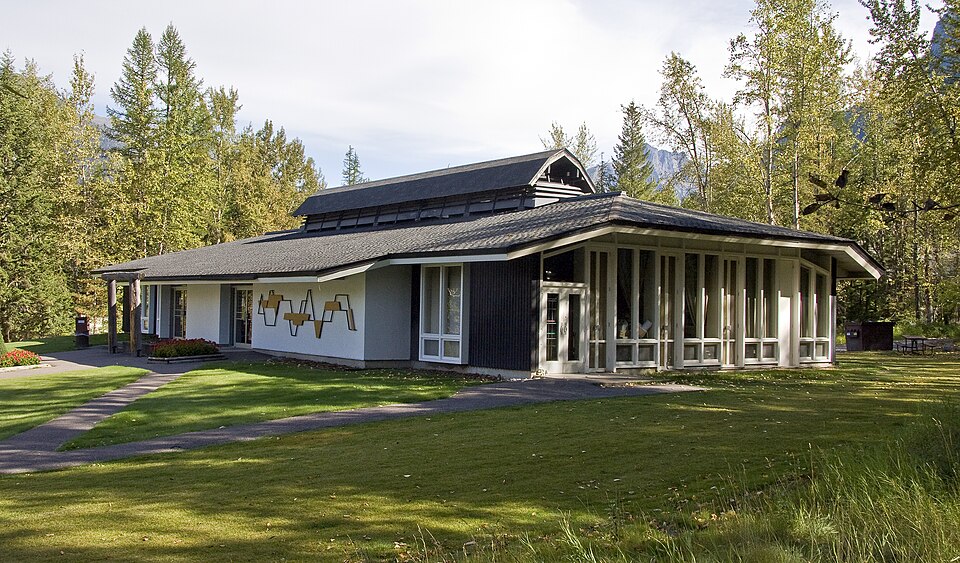 Photograph of Lake McDonald Lodge Coffee Shop