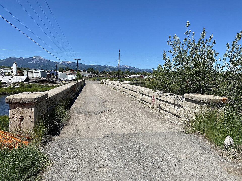Photograph of Conley Street Bridge
