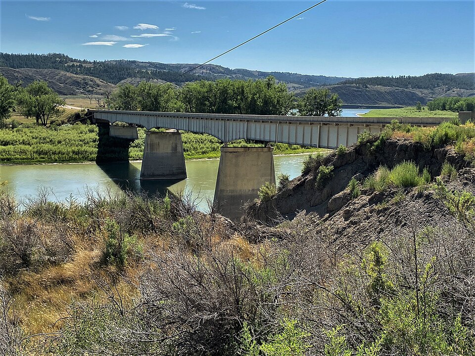 Photograph of Fred Robinson Bridge