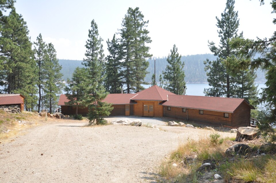 Photograph of Hayward Lodge