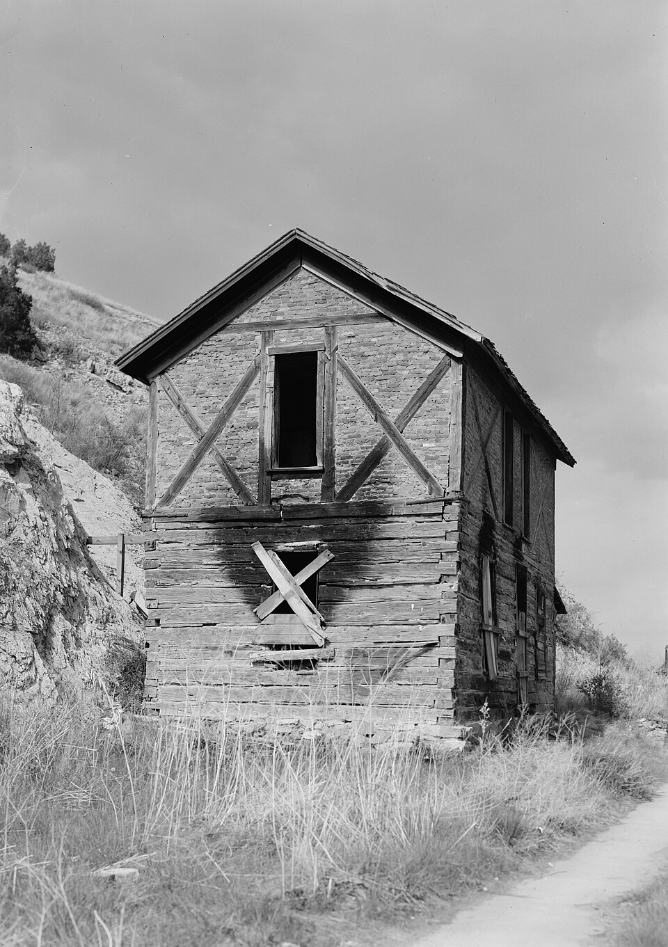 Photograph of Kluge House