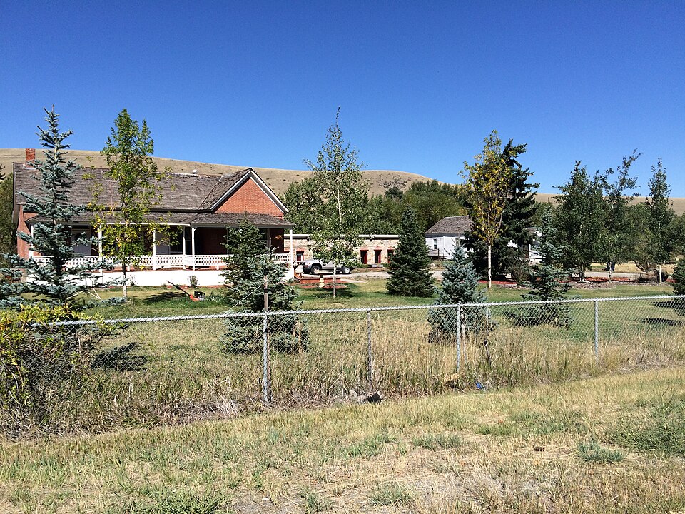 Photograph of Wassweiler Hotel and Bath Houses