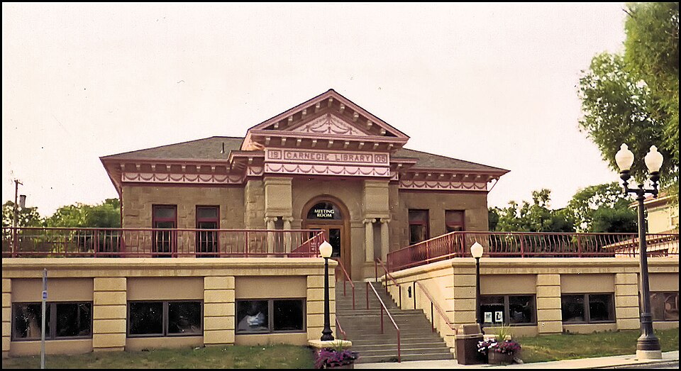 Photograph of Lewistown Public Library