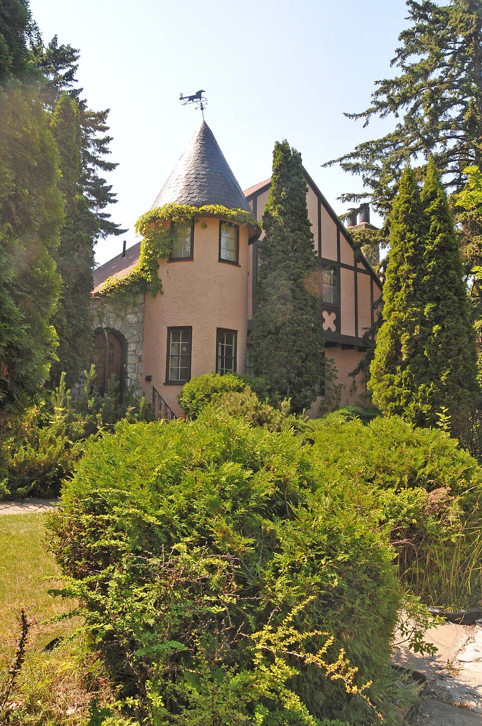 Photograph of A. J. Dean House