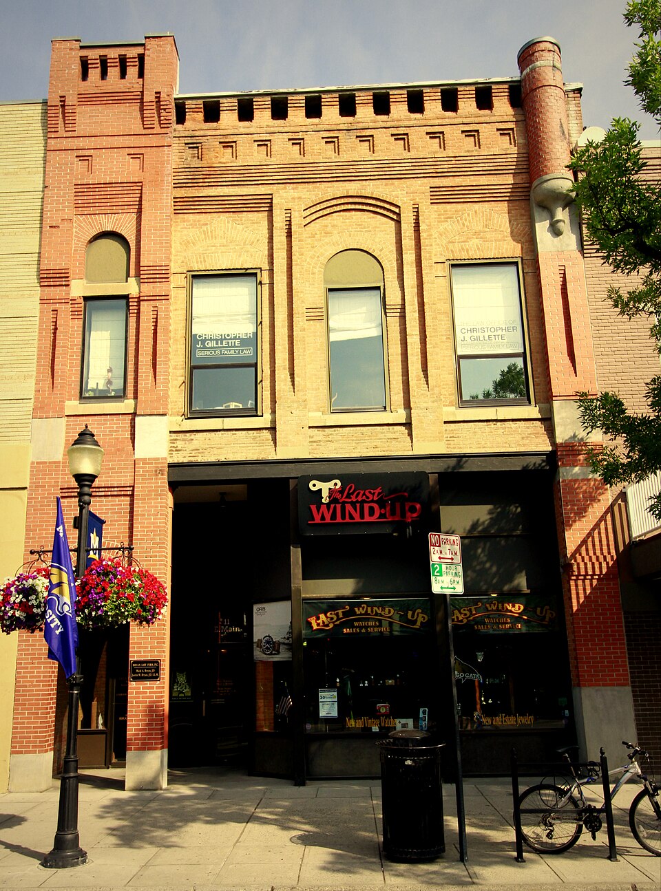 Photograph of R.T. Barnett and Company Building