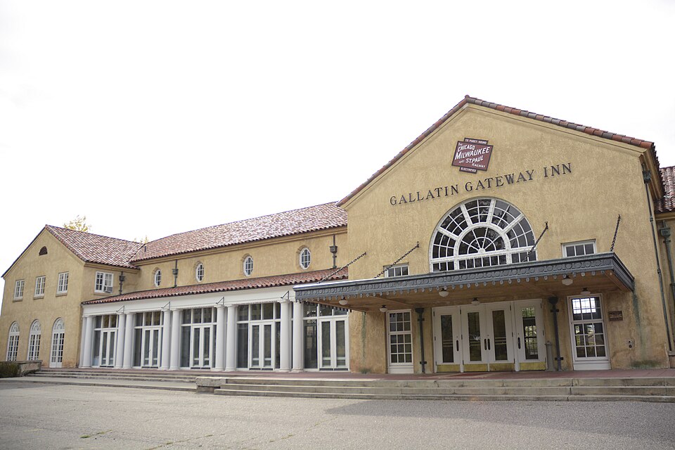 Photograph of Gallatin Gateway Inn