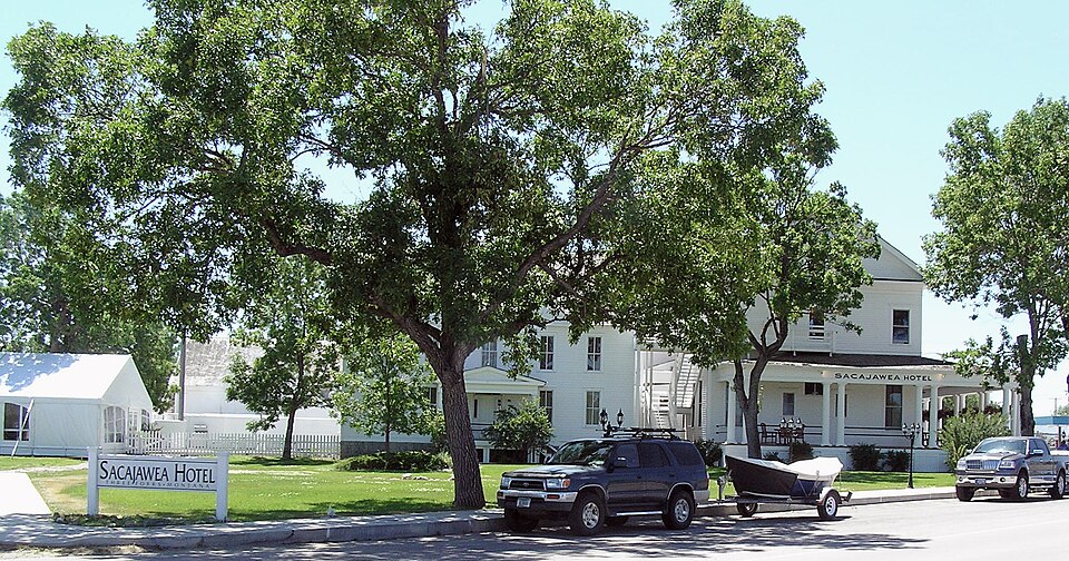 Photograph of Sacajawea Hotel